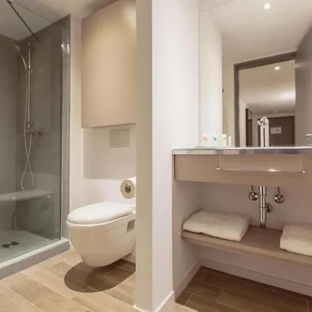 Апартаменты Incredible Serviced Apartment In Frankfurt Франкфурт-на-Майне